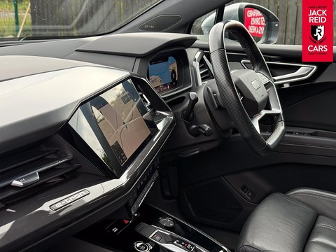 40 Launch Edition Sportback 5dr Electric Auto 82kWh (204 ps)