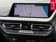 BMW 1 Series 118d M Sport 2.0 118d M Sport (LCP) Hatchback 5dr Diesel Auto Euro 6 (s/s) (150 ps) 