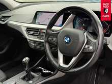 BMW 1 Series 116d SE 1.5 116d SE (LCP) Hatchback 5dr Diesel Manual Euro 6 (s/s) (116 ps) 