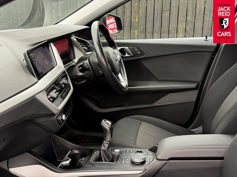 1.5 116d SE (LCP) Hatchback 5dr Diesel Manual Euro 6 (s/s) (116 ps)