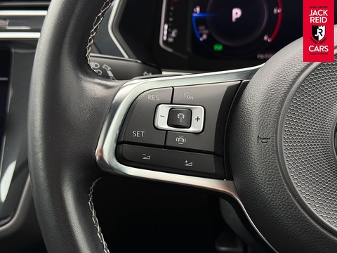 2.0 TDI R-Line Tech SUV 5dr Diesel DSG Euro 6 (s/s) (150 ps)