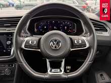 Volkswagen Tiguan TDI R-Line Tech 2.0 TDI R-Line Tech SUV 5dr Diesel DSG Euro 6 (s/s) (150 ps) 