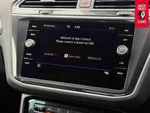 Volkswagen Tiguan TDI R-Line Tech 2.0 TDI R-Line Tech SUV 5dr Diesel DSG Euro 6 (s/s) (150 ps) 