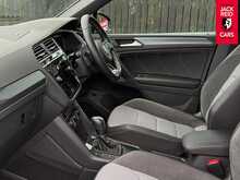 Volkswagen Tiguan TDI R-Line Tech 2.0 TDI R-Line Tech SUV 5dr Diesel DSG Euro 6 (s/s) (150 ps) 