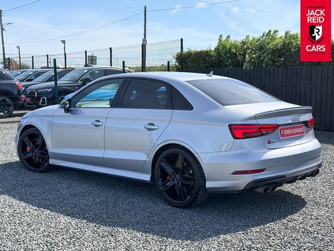 2.0 TFSI Black Edition Saloon 4dr Petrol S Tronic quattro Euro 6 (s/s) (310 ps)