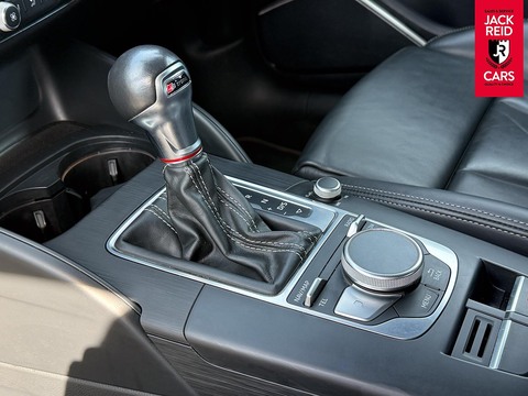 2.0 TFSI Black Edition Saloon 4dr Petrol S Tronic quattro Euro 6 (s/s) (310 ps)