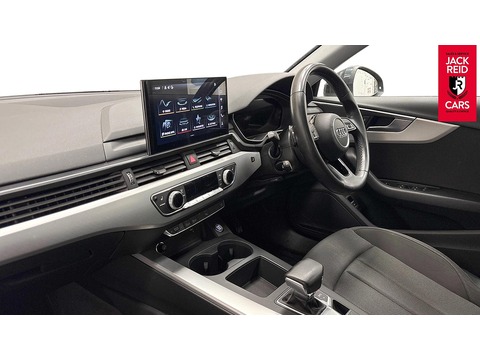 2.0 TDI 35 Technik Saloon 4dr Diesel S Tronic Euro 6 (s/s) (163 ps)