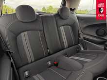 MINI Electric Hatch Cooper SE Level 1 Cooper SE 32.6kWh Level 1 Hatchback 3dr Electric Auto (184 ps) 