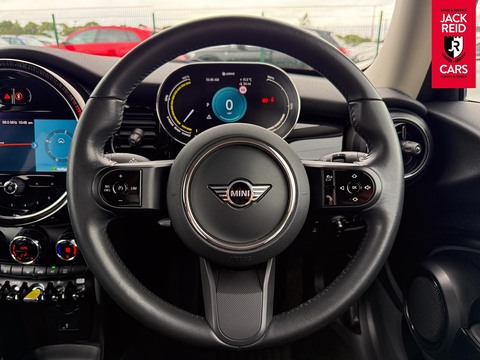 Cooper SE 32.6kWh Level 1 Hatchback 3dr Electric Auto (184 ps)