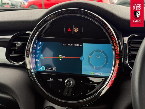 Cooper SE 32.6kWh Level 1 Hatchback 3dr Electric Auto (184 ps)