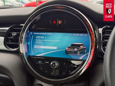 Cooper SE 32.6kWh Level 1 Hatchback 3dr Electric Auto (184 ps)