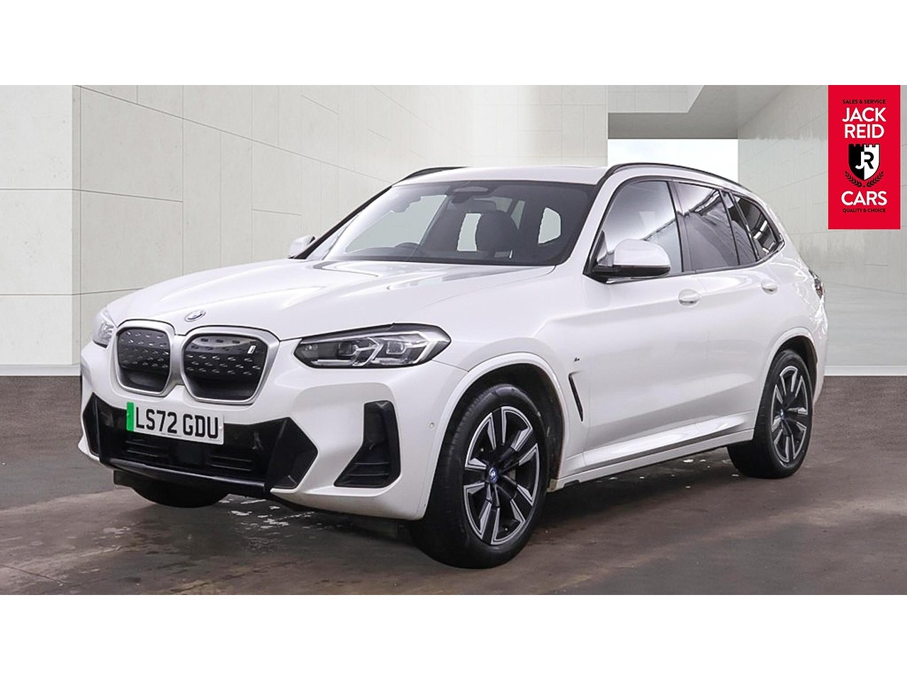 2022 BMW IX3