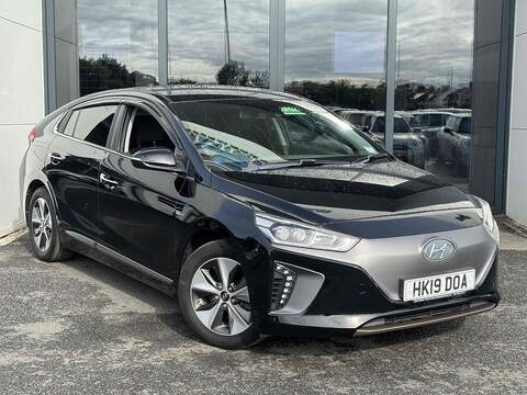 Hyundai IONIQ 64kWh SE Long Range Hatchback 5dr Electric Auto (203 ps)