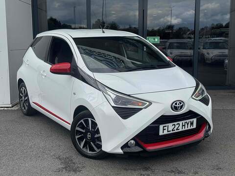Toyota AYGO 1.2 TSI BlueMotion Tech SE Hatchback 5dr Petrol Manual Euro 6 (s/s) (90 ps)