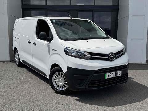 Toyota ProAce 50.23kWh Panel Van 5dr Electric Auto FWD L1 (122 ps)