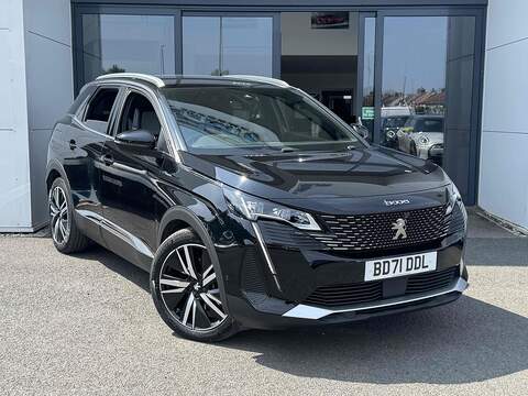 Peugeot 3008 50kWh Allure Premium Hatchback 5dr Electric Auto (136 ps)