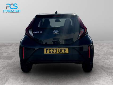 Toyota Aygo X VVT-i Pure - U123472279