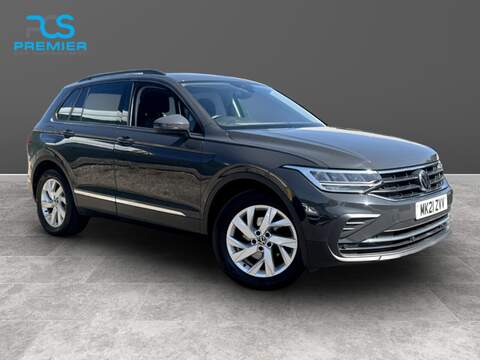 Volkswagen Tiguan 1.4 TSI BlueMotion Tech MPV 5dr Petrol DSG Euro 6 (s/s) (125 ps)