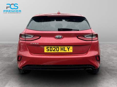 Kia Ceed T-GDi 3 - U123472561