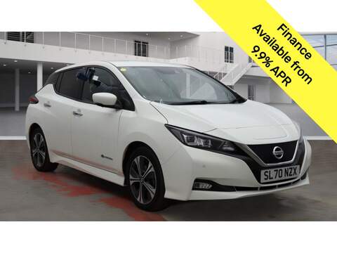 Nissan Leaf 35.8kWh e-Golf Hatchback 5dr Electric Auto (136 ps)