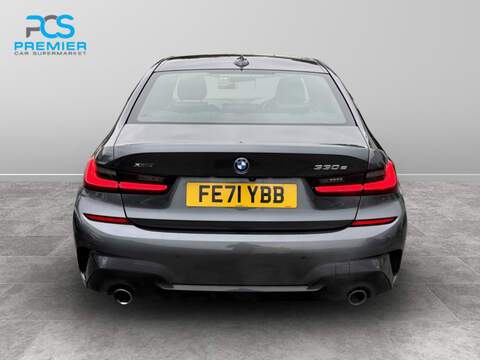 BMW 3 Series 330e M Sport - U123473003