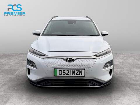 Hyundai KONA Premium - U123473046