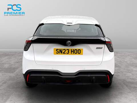 MG MG4 SE - U123473065