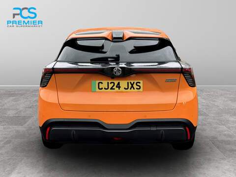 MG MG4 Trophy Long Range - U123473115