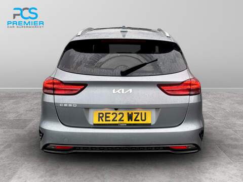 Kia Ceed T-GDi 3 - U123473163