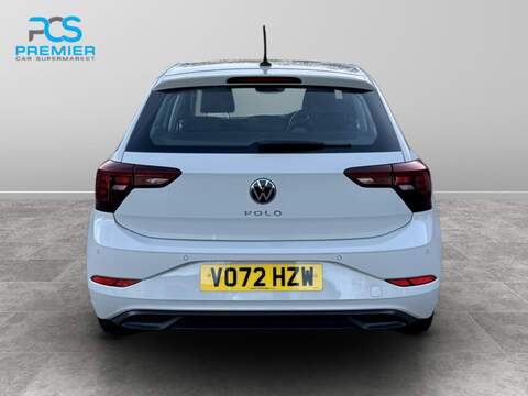 Volkswagen Polo TSI Life - U123473269