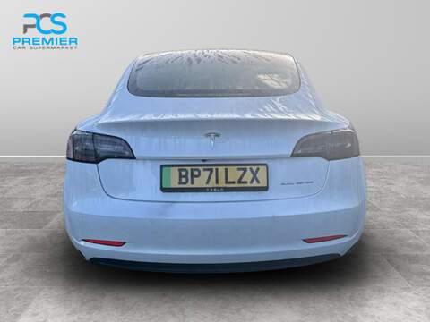Tesla Model 3 Long Range - U123473303
