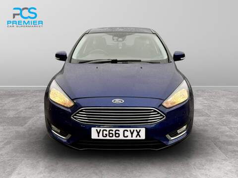 Ford Focus T EcoBoost Titanium - U123473361