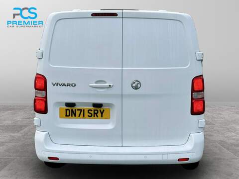 Vauxhall Vivaro Turbo D 2700 Sportive - U123473382