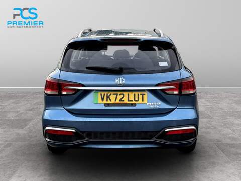 MG MG5 Exclusive Long Range - U123473384