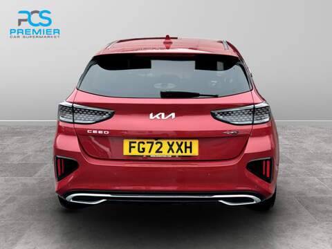 Kia Ceed T-GDi GT-Line - U123473389