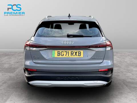 Audi Q4 e-tron Sport - U123473421