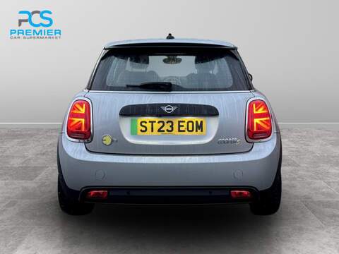 MINI Electric Hatch Cooper SE Level 2 - U123473437