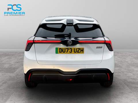 MG MG4 Trophy Long Range - U123473572