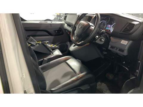 Toyota ProAce Icon - U123473613
