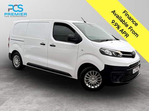 Toyota ProAce 114 e 41kWh Progressive Panel Van 6dr Electric Auto FWD L2 (LWB) (115 ps)