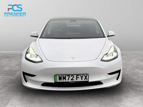 Tesla Model 3  - U123473753