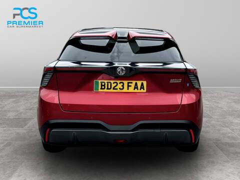 MG MG4 Trophy Long Range - U123473801