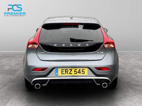 Volvo V40 D3 R-Design Nav Plus - U123473915