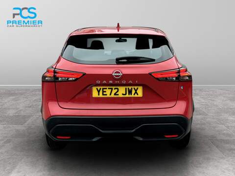 Nissan Qashqai DIG-T MHEV Acenta Premium - U123474007