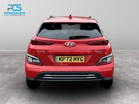 Hyundai KONA Premium - U123474013