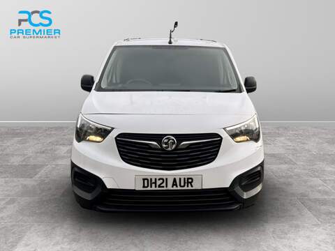 Vauxhall Combo Turbo D 2300 Dynamic - U123474053