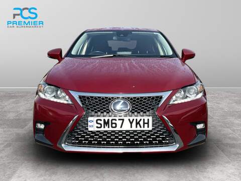 Lexus CT 200h Luxury - U123474082