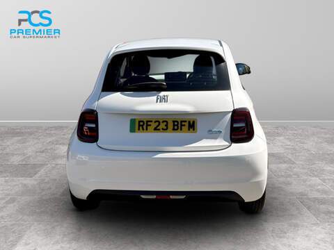 Fiat 500e Icon - U123474232