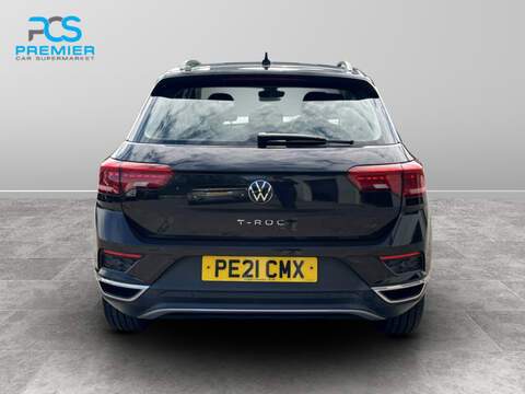 Volkswagen T-Roc TSI SE - U123474282