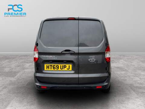 Ford Transit Courier EcoBoost Limited - U123474422